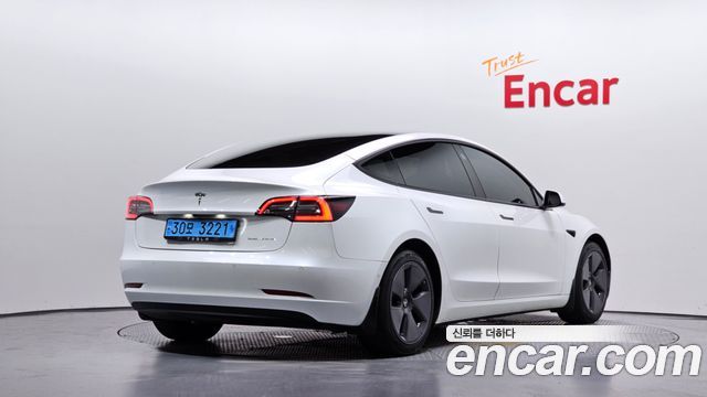 Tesla Model 3 Long Range AWD - фото 1