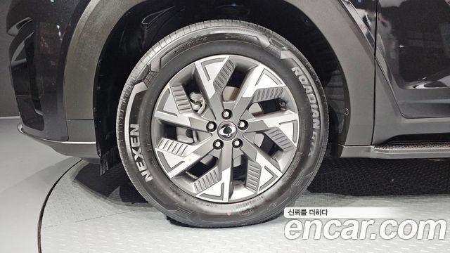 SsangYong Torres EVX E7 - фото 4