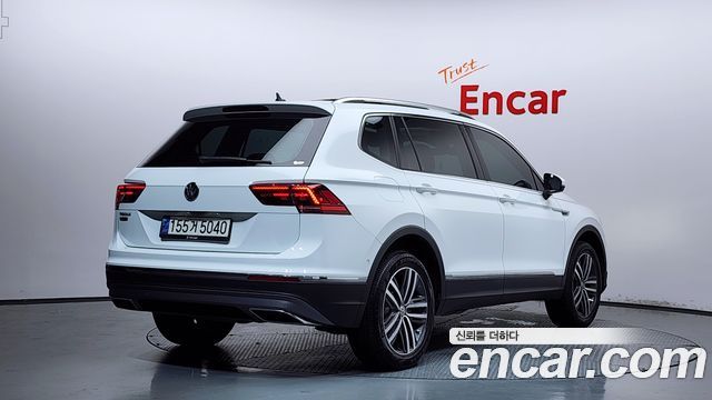 Volkswagen Tiguan Allspace 2.0 TDI Prestige - фото 1