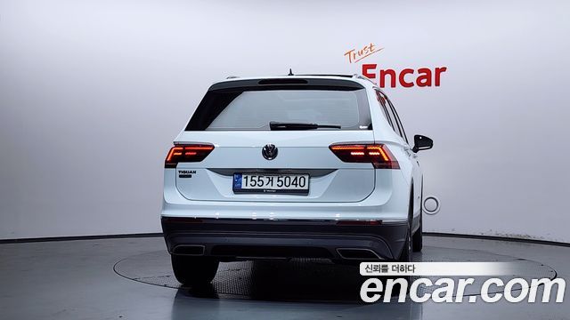 Volkswagen Tiguan Allspace 2.0 TDI Prestige - фото 3