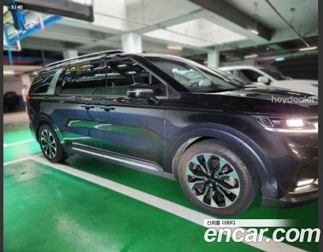 Kia Carnival 4-го поколения 9-Seater Noblesse - фото 1