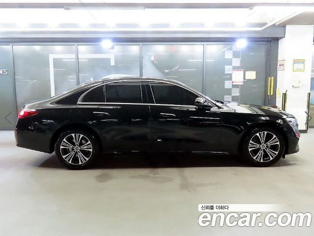 Mercedes-Benz E-Class W214 E200 Avantgarde - фото 2