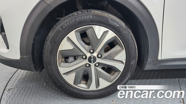 Kia Niro Plus Earth - фото 4