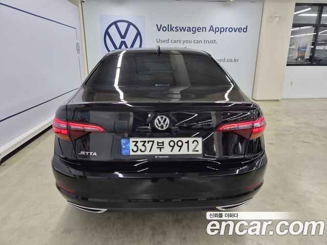 Volkswagen Jetta 7-го поколения 1.4 TSI Prestige - фото 3