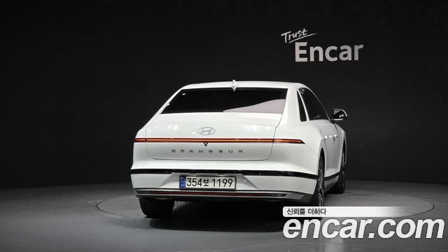 Hyundai Grandeur GN7, гибрид Exclusive - фото 3