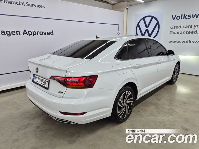 Volkswagen Jetta 7-го поколения 1.4 TSI Prestige - фото 1