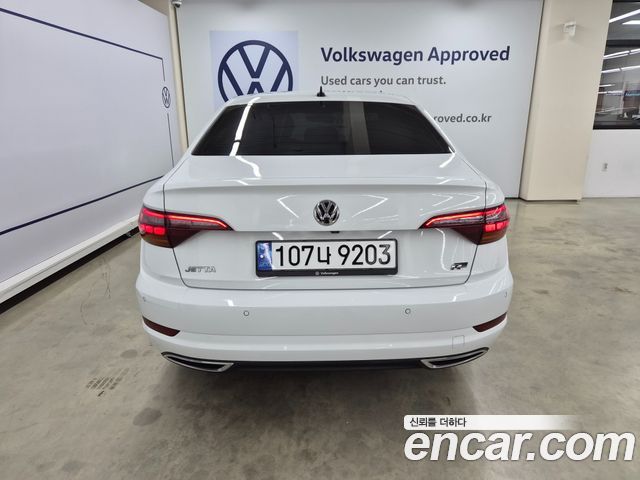 Volkswagen Jetta 7-го поколения 1.4 TSI Prestige - фото 3