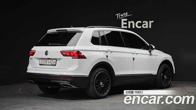 Volkswagen Tiguan 2-го поколения 2.0 TDI - фото 1