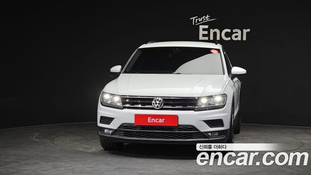Volkswagen Tiguan 2-го поколения 2.0 TDI - фото 2