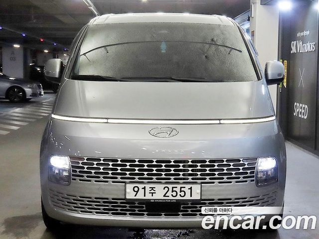 Hyundai Staria Cargo 5-Seater Modern - фото 1