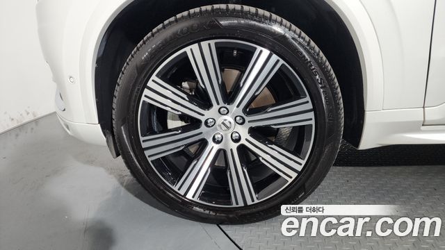 Volvo XC90 2-го поколения T8 Ultimate Bright Hybrid - фото 4
