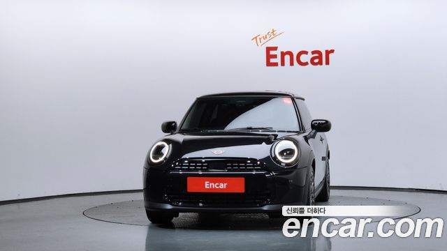 Mini Cooper C 4-го поколения Essential - фото 2