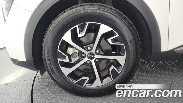 Kia Sportage 5-го поколения, гибрид Signature Gravity 2WD - фото 4