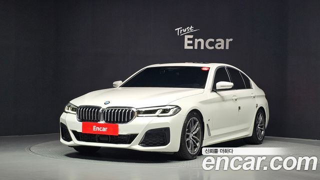 BMW 5 Series G30 520i M Sport - фото 0
