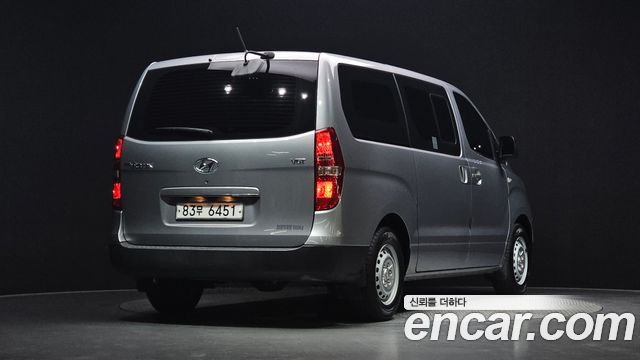 Hyundai Starex Новый Van 5-Seater Style - фото 0