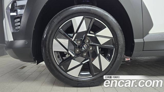 Hyundai Kona SX2, гибрид Inspiration - фото 4