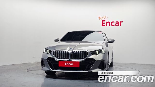 BMW 5 Series G60 520i M Sport - фото 2