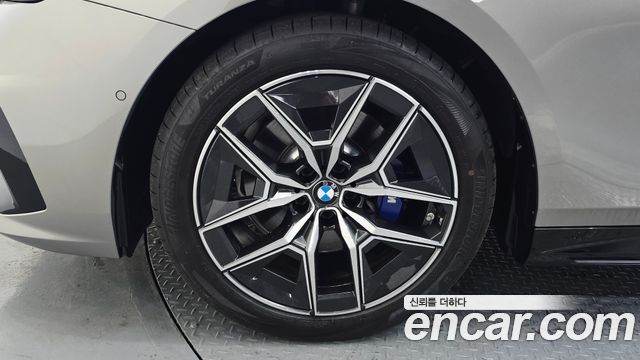 BMW 5 Series G60 520i M Sport - фото 4
