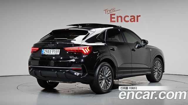Audi Q3 F3 40 TFSI Quattro Premium Sport Back - фото 0