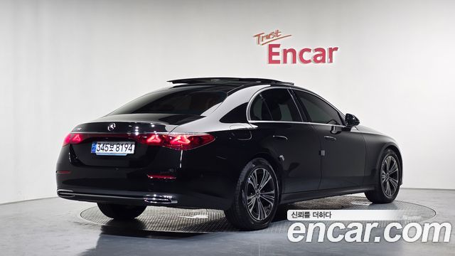 Mercedes-Benz E-Class W214 E200 Avantgarde - фото 1