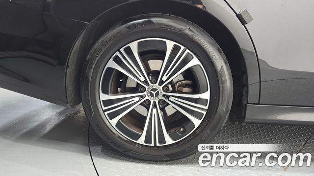 Mercedes-Benz E-Class W214 E200 Avantgarde - фото 4
