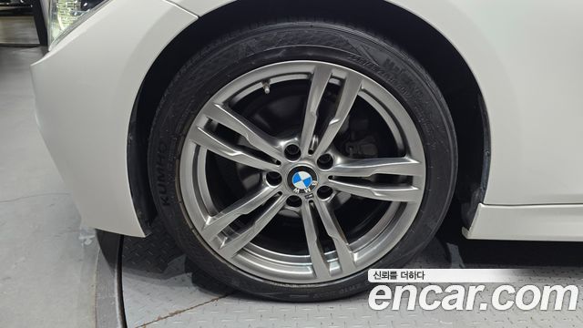 BMW 3 Series F30 320d M Sport - фото 4