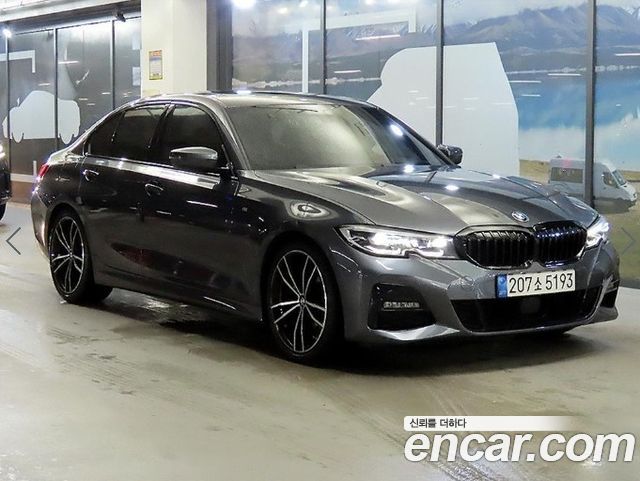 BMW 3 Series G20 320i M Sport - фото 0