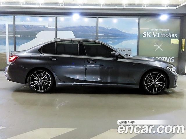 BMW 3 Series G20 320i M Sport - фото 2