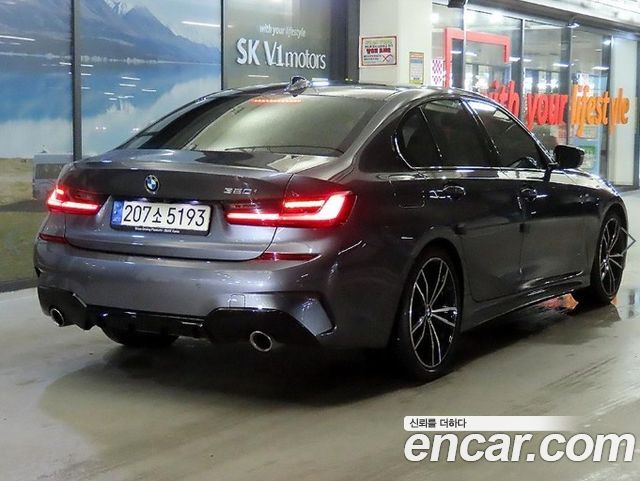 BMW 3 Series G20 320i M Sport - фото 3