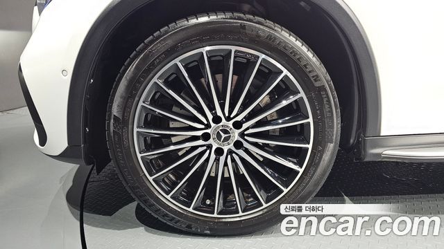 Mercedes-Benz GLC-Class X254 GLC300 4MATIC AMG Line - фото 4