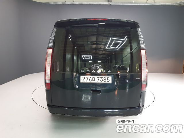 Hyundai Staria 4WD Lounge 7-Seater Inspiration - фото 3