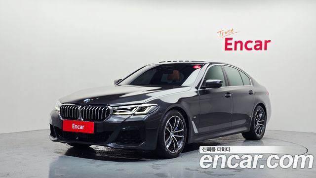 BMW 5 Series G30 520i M Sport - фото 0