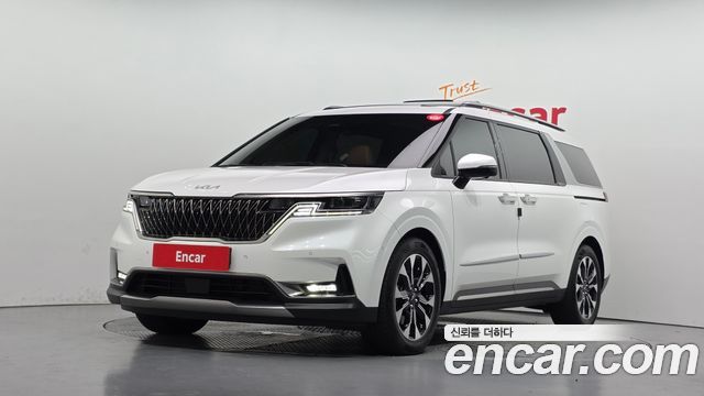 Kia Carnival 4-го поколения 9-Seater Signature - фото 0