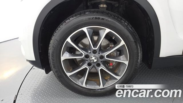 BMW X5 F15 xDrive 30d - фото 4