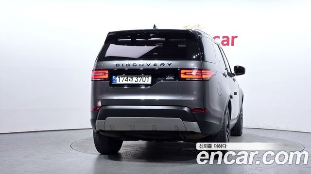 Land Rover Discovery 3.0 TD6 HSE - фото 3