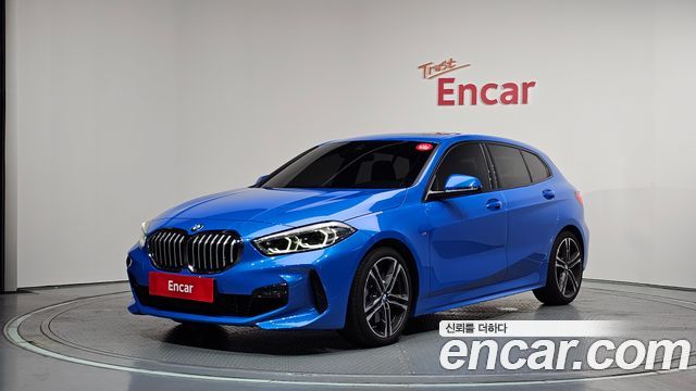 BMW 1 Series F40 120i M Sports - фото 0
