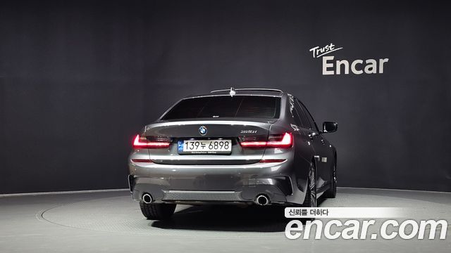 BMW 3 Series G20 320i M Sport - фото 3
