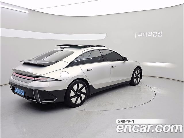 Hyundai Ioniq6 Long Range Exclusive + - фото 1