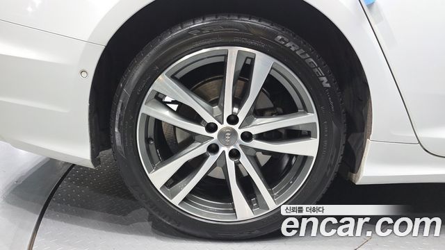 Audi A6 C8 45 TDI Quattro Premium - фото 4