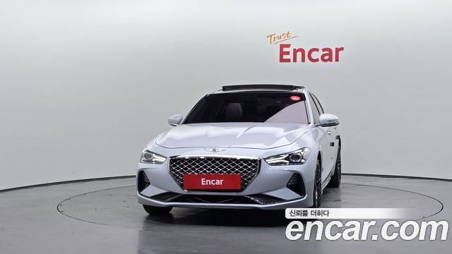 Genesis G70 2.0T Advanced - фото 2