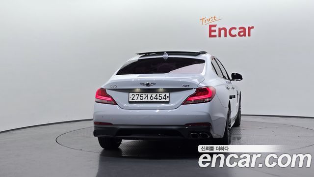 Genesis G70 2.0T Advanced - фото 3