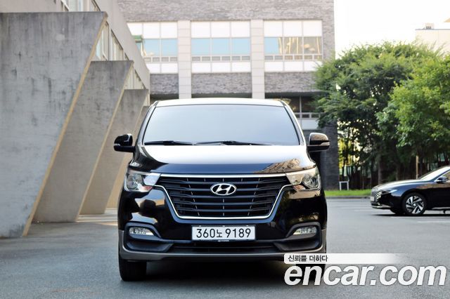 Hyundai Starex Новый Urban 9-Seater Premium Spicial - фото 1