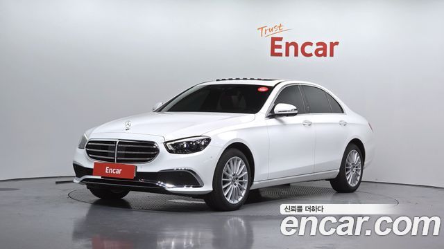 Mercedes-Benz E-Class W213 E220d 4MATIC Exclusive - фото 0