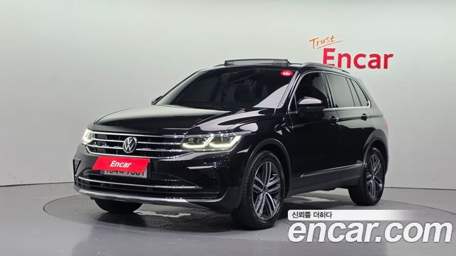 Volkswagen Tiguan 2-го поколения 2.0 TDI Prestige - фото 0