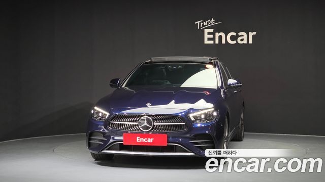 Mercedes-Benz E-Class W213 E350 4MATIC AMG Line - фото 2