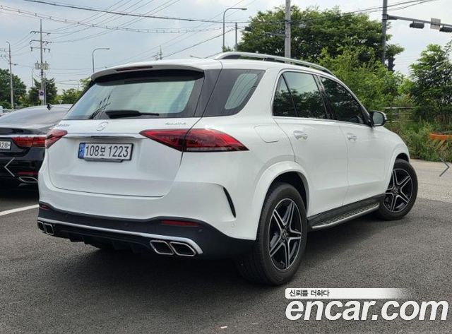 Mercedes-Benz GLE-Class W167 GLE300d 4MATIC - фото 2