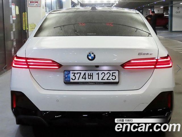 BMW 5 Series G60 523d M Sport - фото 4