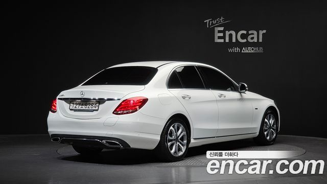 Mercedes-Benz C-Class W205 C350e - фото 0