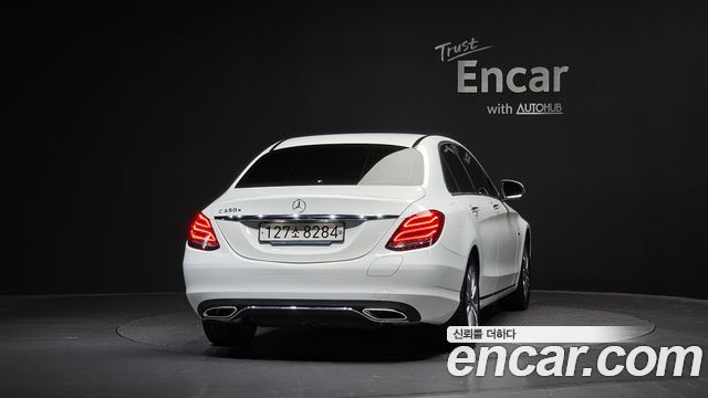 Mercedes-Benz C-Class W205 C350e - фото 2