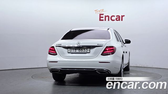 Mercedes-Benz E-Class W213 E300 4MATIC Exclusive - фото 3